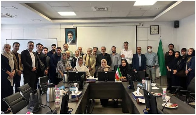 حضور هیئترئیسه کانون انجمنهای صنفی آموزشگاههای فنی و حرفهای آزاد استان تهران در نشست مشترک با یکی از کمیسیونهای اتاق بازرگانی